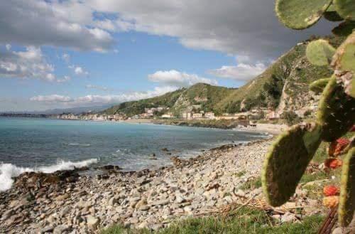 Anna Holiday Home Giardini-Naxos Exterior foto
